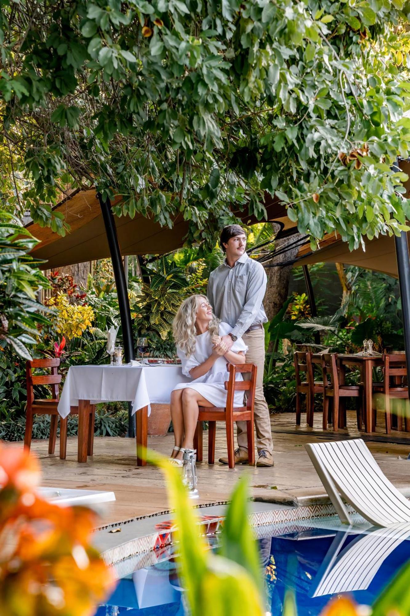 ホテル Shongwe Oasis ヴィクトリア・フォールズ エクステリア 写真